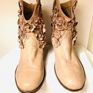 Sheridan Mia Pale pink  Leather Ankle Boots